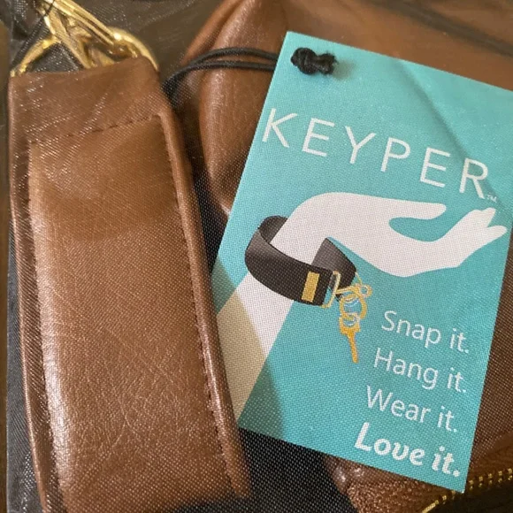 Keyper wristlet set in brown - Picture 3 of 4